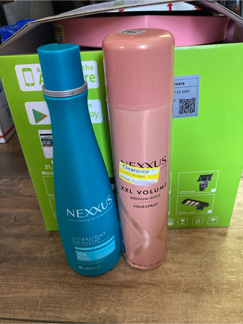 Nexxus XXL Volume Medium Hold Hairspray & Ultralight Smooth Duo - Teal & Pink